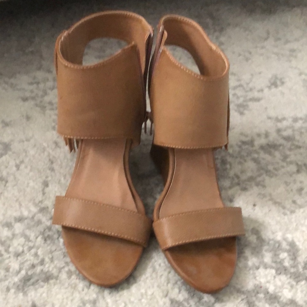 Rampage Wollie fringe wedges size 6/12